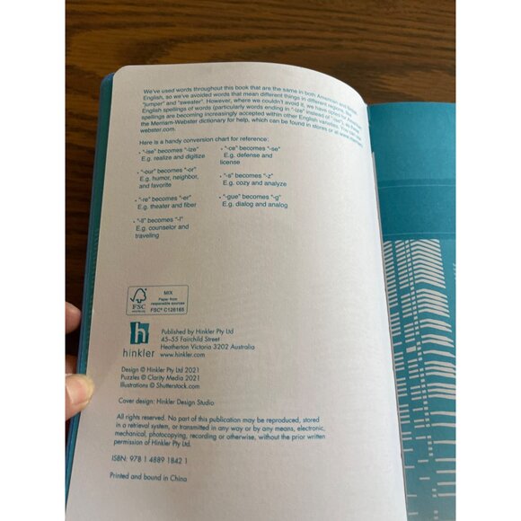 Hinkler crossword puzzle book - Picture 3 of 6